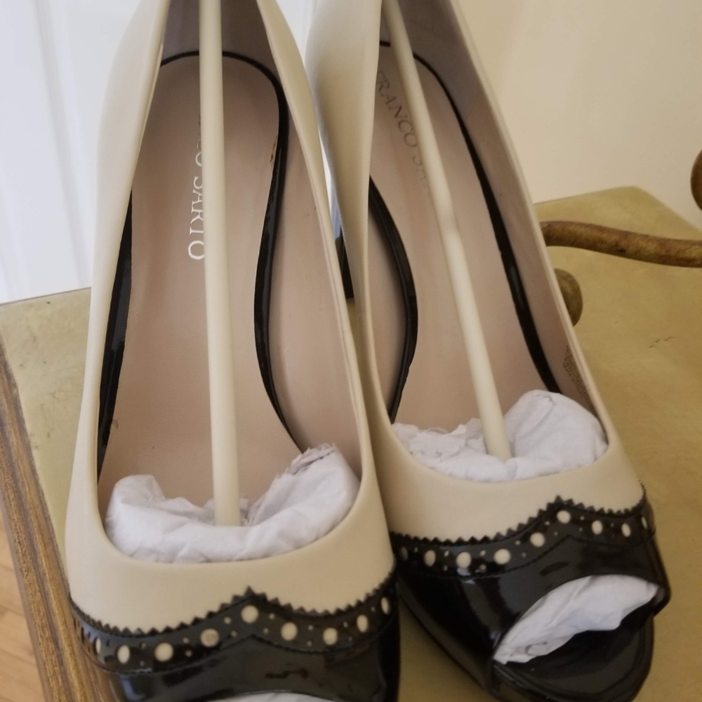 Franco Sarto shoes - never worn - Picture 7 of 7